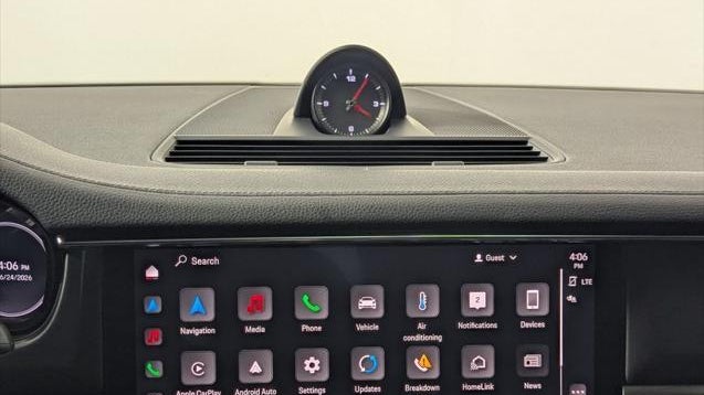 2023 Porsche Panamera Platinum Edition