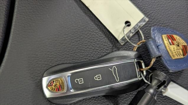 2023 Porsche Panamera Platinum Edition
