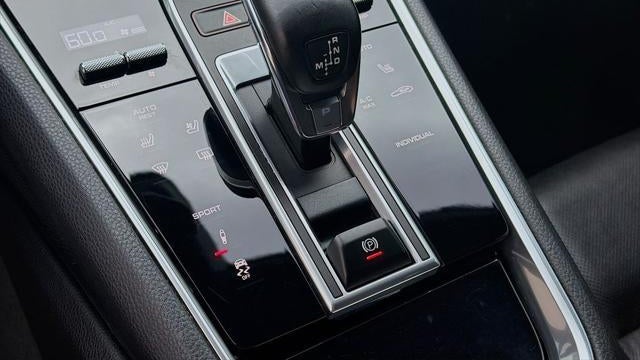 2023 Porsche Panamera Platinum Edition