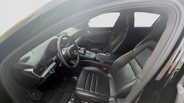 2023 Porsche Panamera Platinum Edition