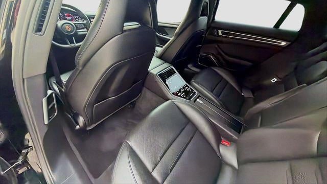 2023 Porsche Panamera Platinum Edition