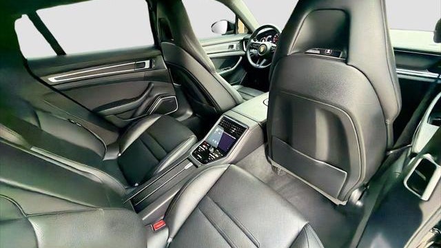 2023 Porsche Panamera Platinum Edition