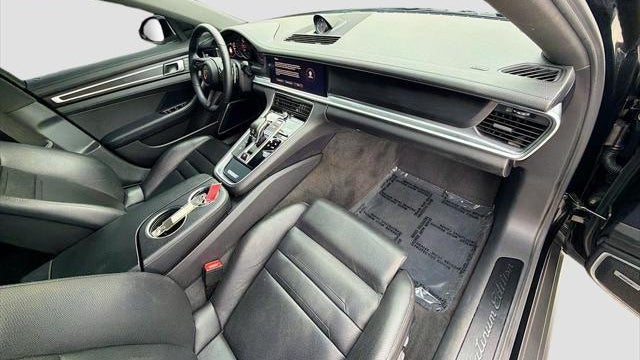 2023 Porsche Panamera Platinum Edition