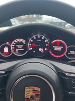 2023 Panamera Thumbnail 1