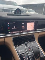 2023 Panamera Thumbnail 2