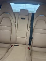 2023 Panamera Thumbnail 3