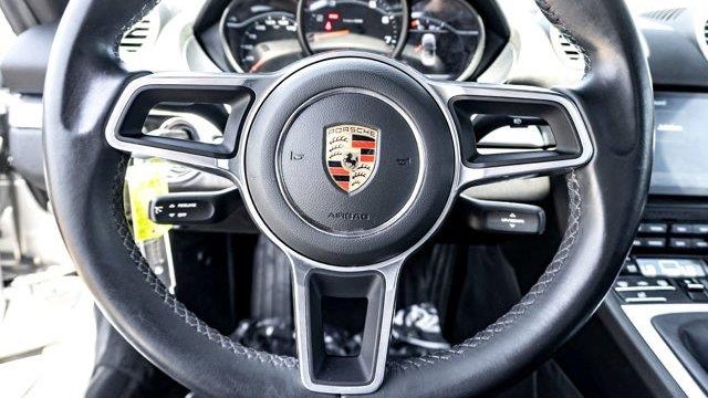 2023 Porsche 718 Boxster T