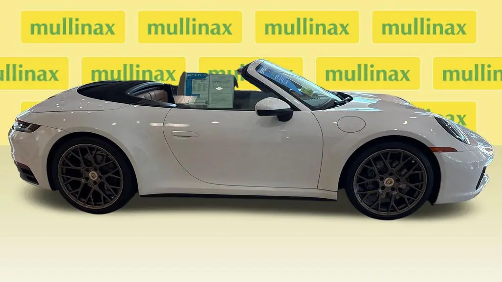 2020 Porsche 911 Carrera 4