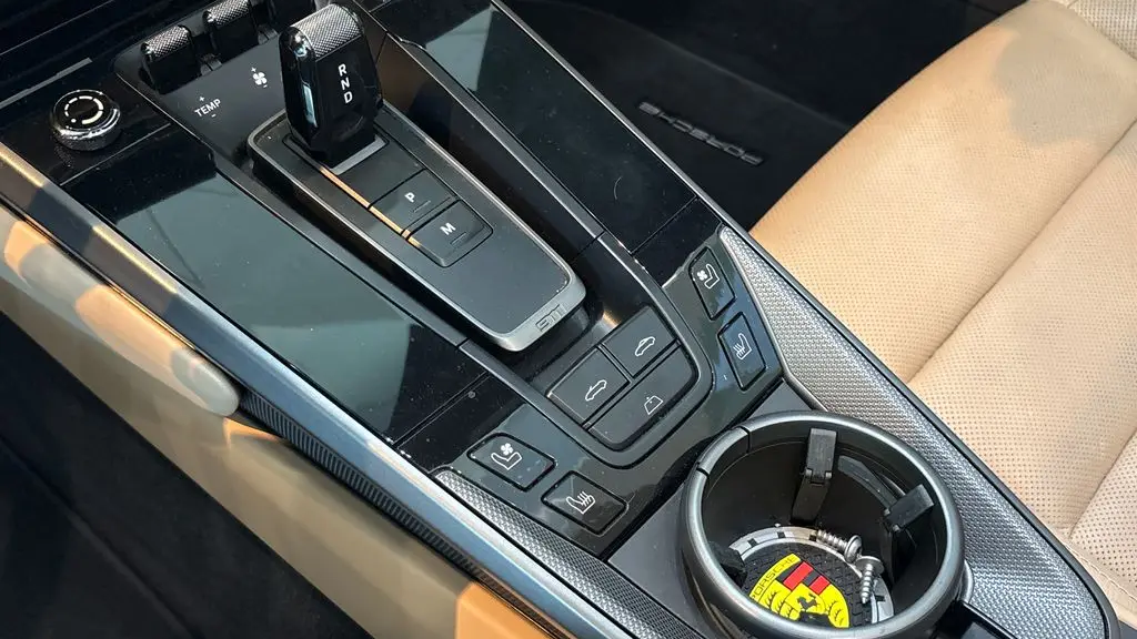 2020 Porsche 911 Carrera 4