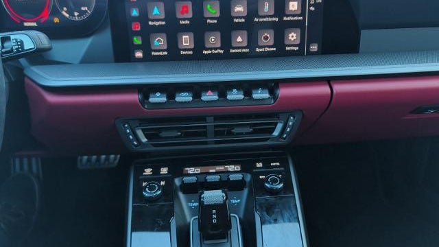 2023 Porsche 911 Carrera