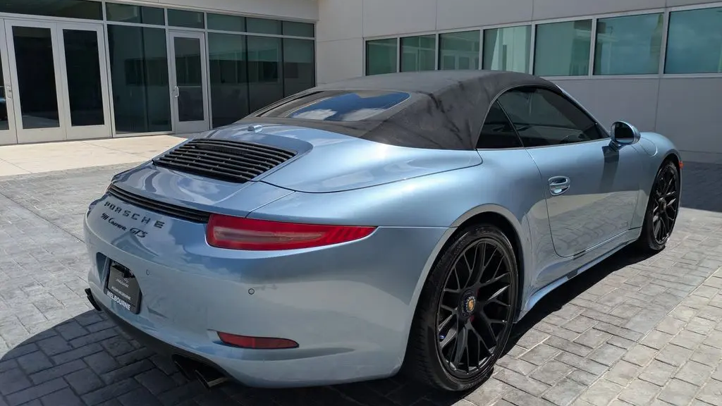 2016 Porsche 911 Carrera GTS