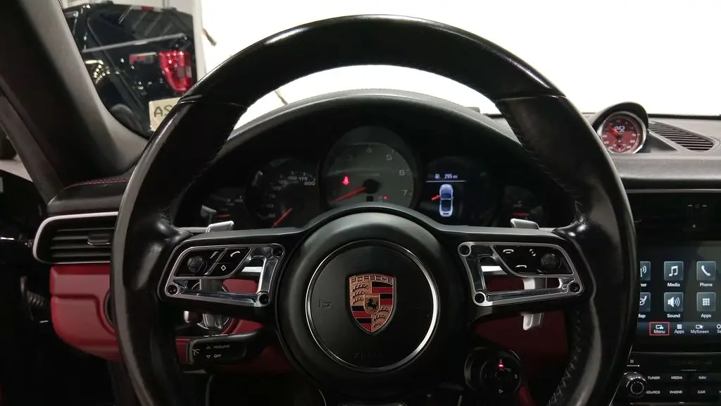 2017 Porsche 911 Carrera S
