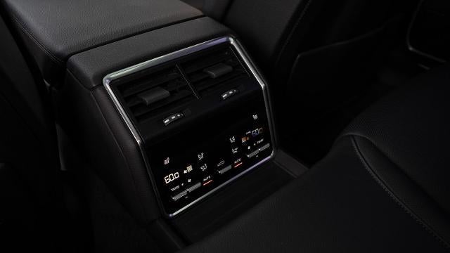 2023 Porsche Panamera 4 Sport Turismo