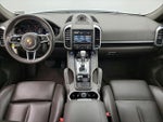 2016 Cayenne Thumbnail 9