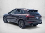 2017 Cayenne Thumbnail 7