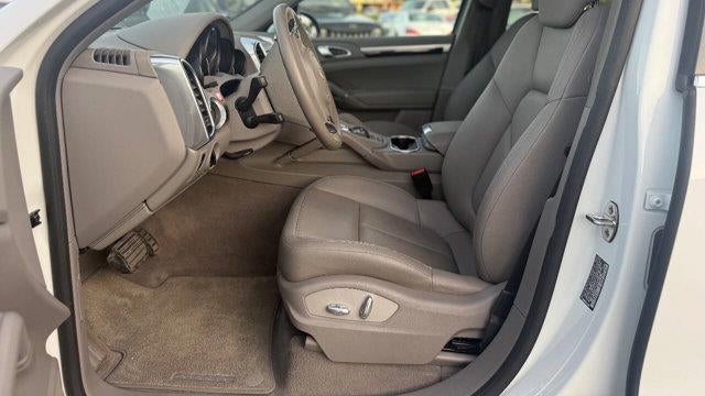 2013 Porsche Cayenne Base