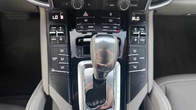 2013 Porsche Cayenne Base
