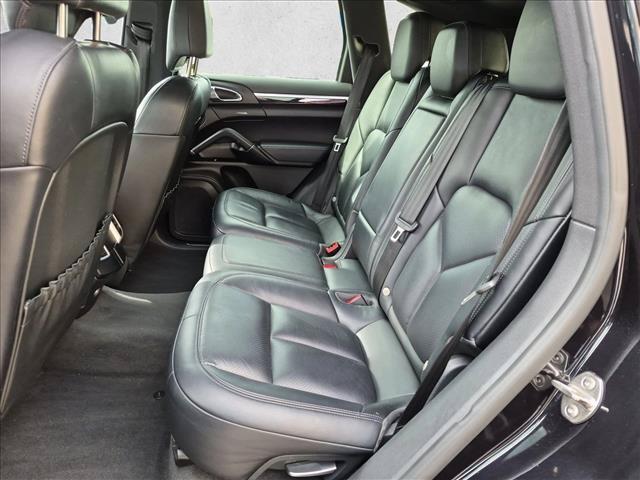 2016 Porsche Cayenne - $14,036