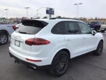 2017 Cayenne Thumbnail 4