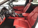 2017 Cayenne Thumbnail 9