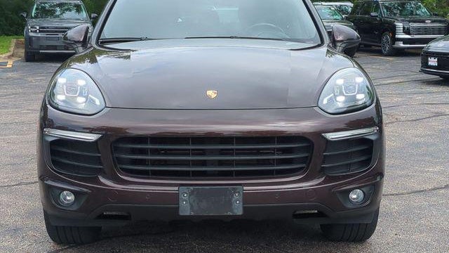 2016 Porsche Cayenne Base