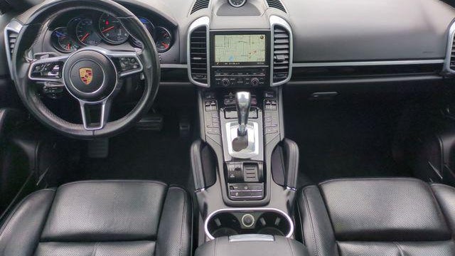 2016 Porsche Cayenne Base