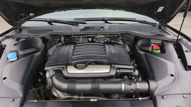 2016 Porsche Cayenne Base