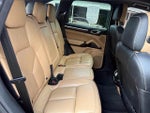 2016 Cayenne Thumbnail 16