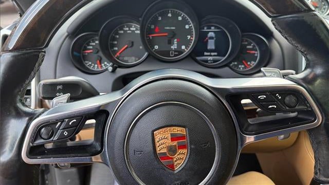 2016 Porsche Cayenne Base