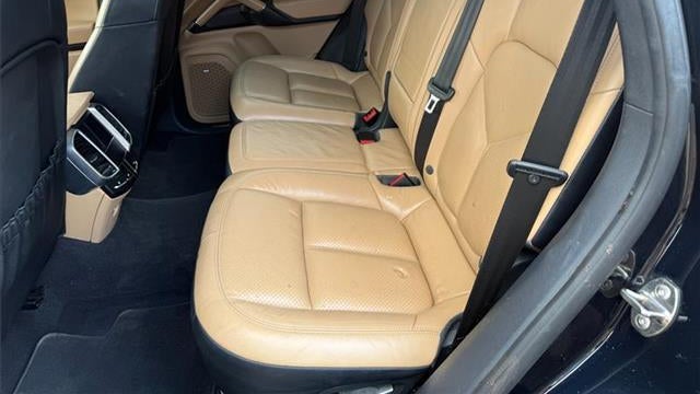 2016 Porsche Cayenne Base