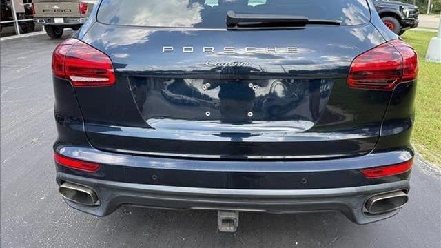 2016 Porsche Cayenne Base
