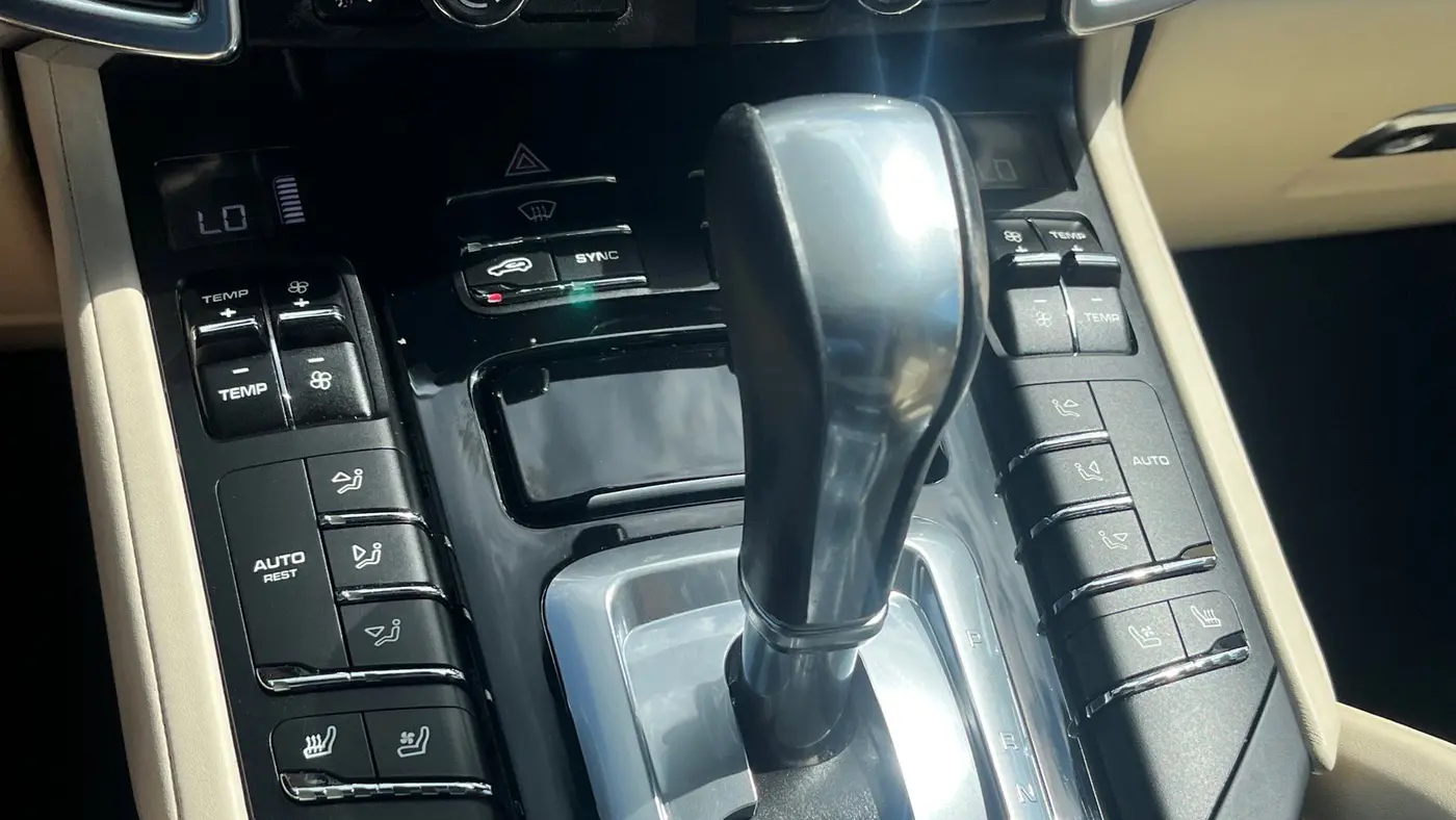 2016 Porsche Cayenne Base