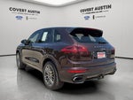 2017 Cayenne Thumbnail 3