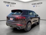 2017 Cayenne Thumbnail 5