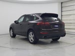 2018 Cayenne Thumbnail 2