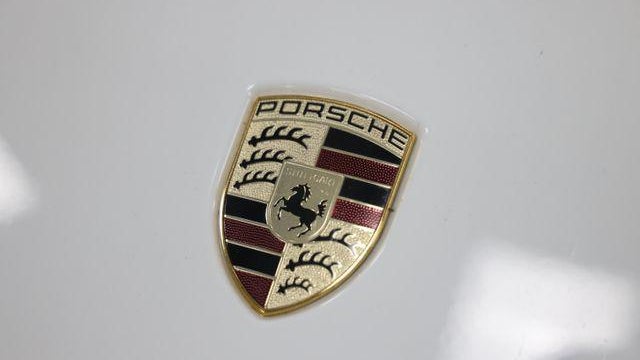 2016 Porsche Cayenne Base