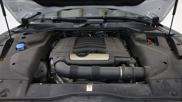 2016 Porsche Cayenne Base