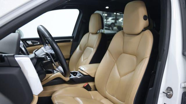 2016 Porsche Cayenne Base