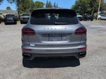 2016 Cayenne Thumbnail 4