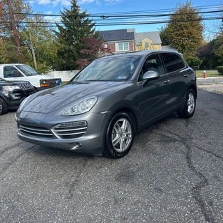 2014 Porsche Cayenne with Gray Exterior