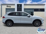 2014 Cayenne Thumbnail 4