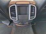 2014 Cayenne Thumbnail 16