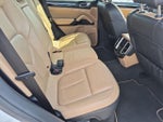 2014 Cayenne Thumbnail 19
