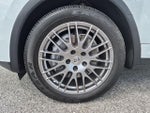 2014 Cayenne Thumbnail 22