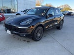 2018 Cayenne Thumbnail 1