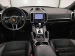 2018 Cayenne Thumbnail 9