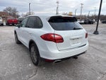 2014 Cayenne Thumbnail 3