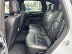 2014 Cayenne Thumbnail 17