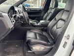 2014 Cayenne Thumbnail 19