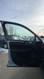 2016 Cayenne Thumbnail 9